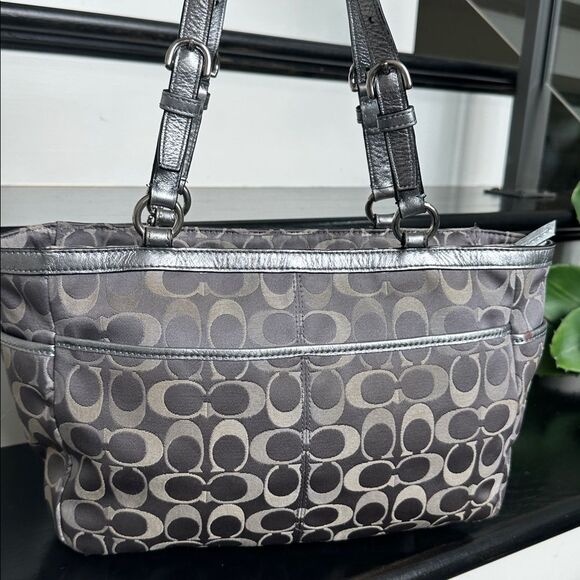 Coach Black and Gray Signature Tote - Picture 4 of 12